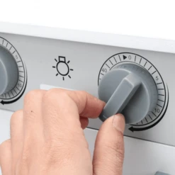 Bino Kinderkeuken Met Wasmachine En Toebehoren, Wit -Kinderwereld Verkoop bino kinderkeuken met wasmachine en toebehoren wit a360492 4