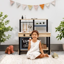 MUDDY BUDDY Speelkeuken Voor Buiten "Grill &Chill" Naturel-zwart 7 MUDDY BUDDY Speelkeuken Voor Buiten "Grill &Chill" Naturel-zwart -Kinderwereld Verkoop muddy buddy speelkeuken voor buiten grill chill naturel zwart a412735 2