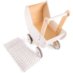 New Classic Toys® New Class Ic Toys Poppenwagen Wit Incl. Bedset 8 New Classic Toys® New Class Ic Toys Poppenwagen Wit Incl. Bedset -Kinderwereld Verkoop new class ic toys poppenwagen wit incl bedset a378662 3